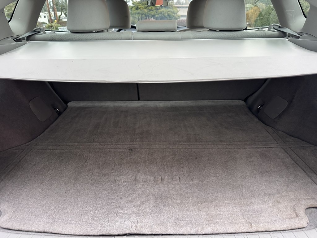 2013 Toyota Prius Image 22