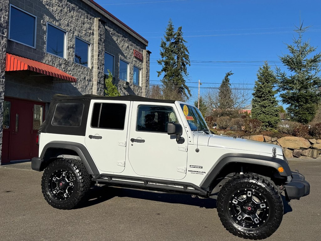 2013 Jeep Wrangler Image 6