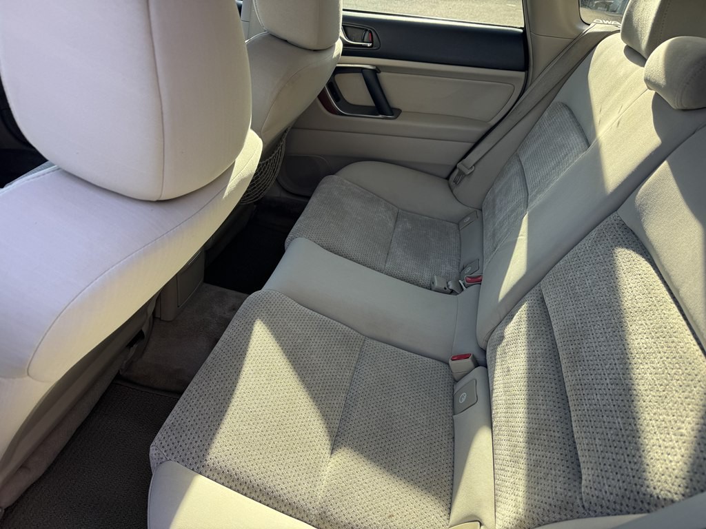 2006 Subaru Legacy Image 18