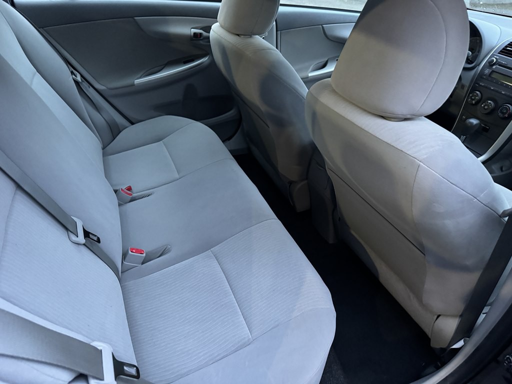 2010 Toyota Corolla Image 18