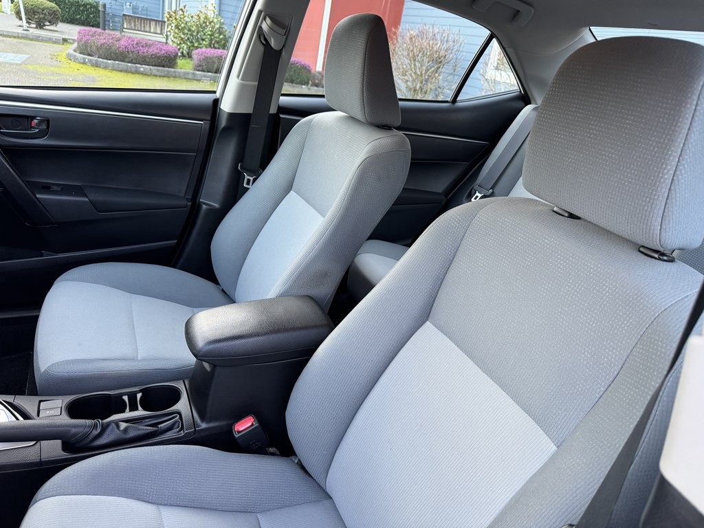 2014 Toyota Corolla Image 17