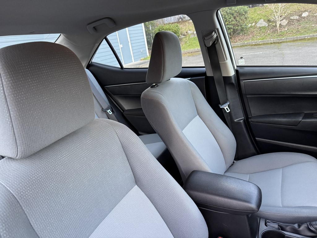 2014 Toyota Corolla Image 19