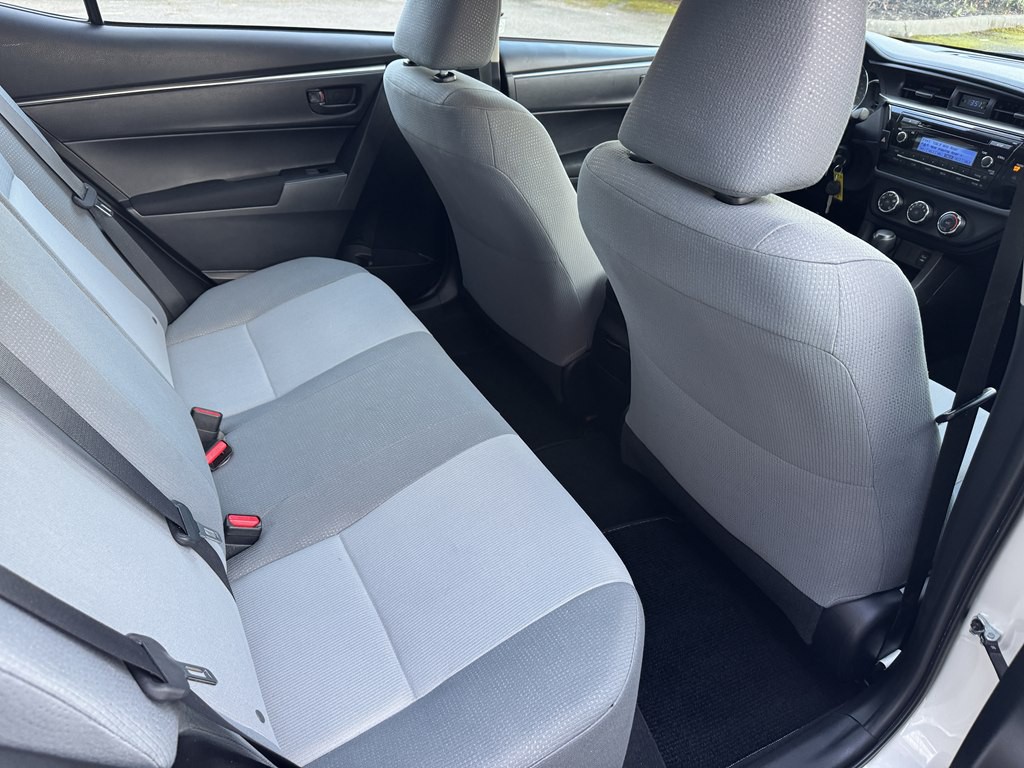 2014 Toyota Corolla Image 21