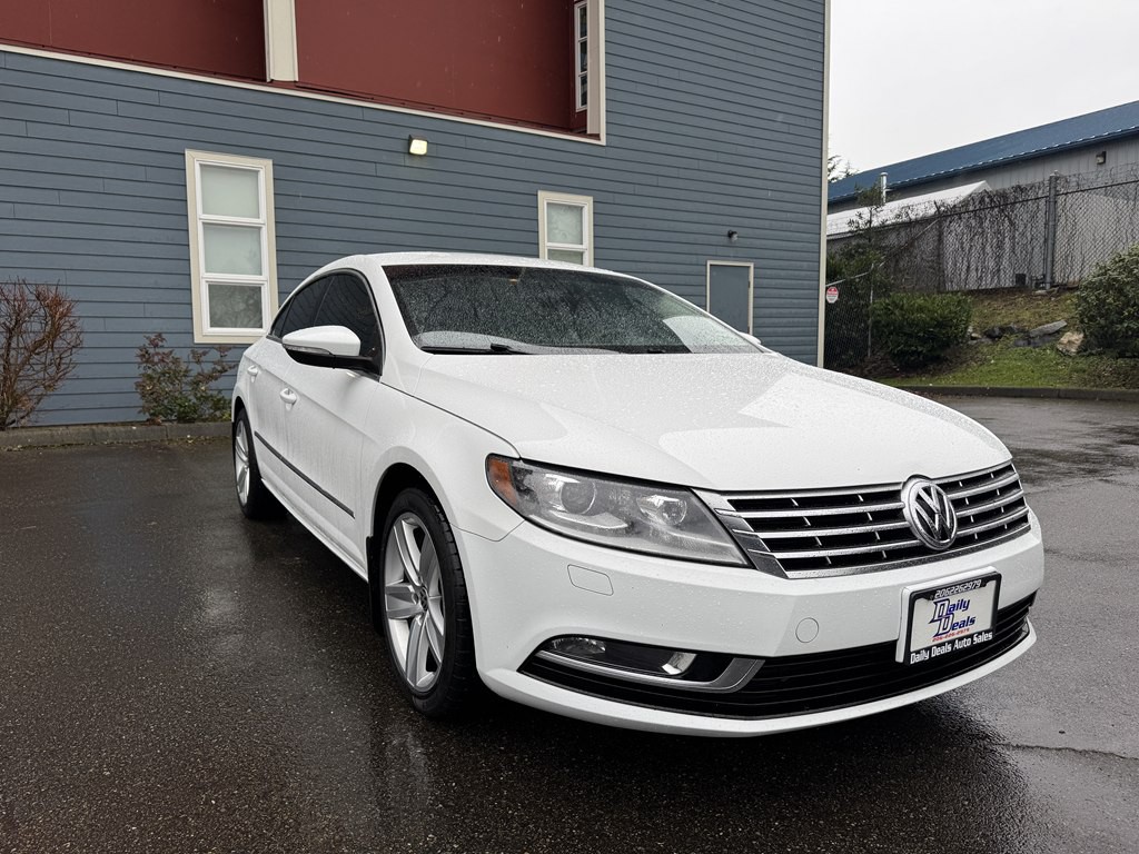 2015 Volkswagen CC Image 8