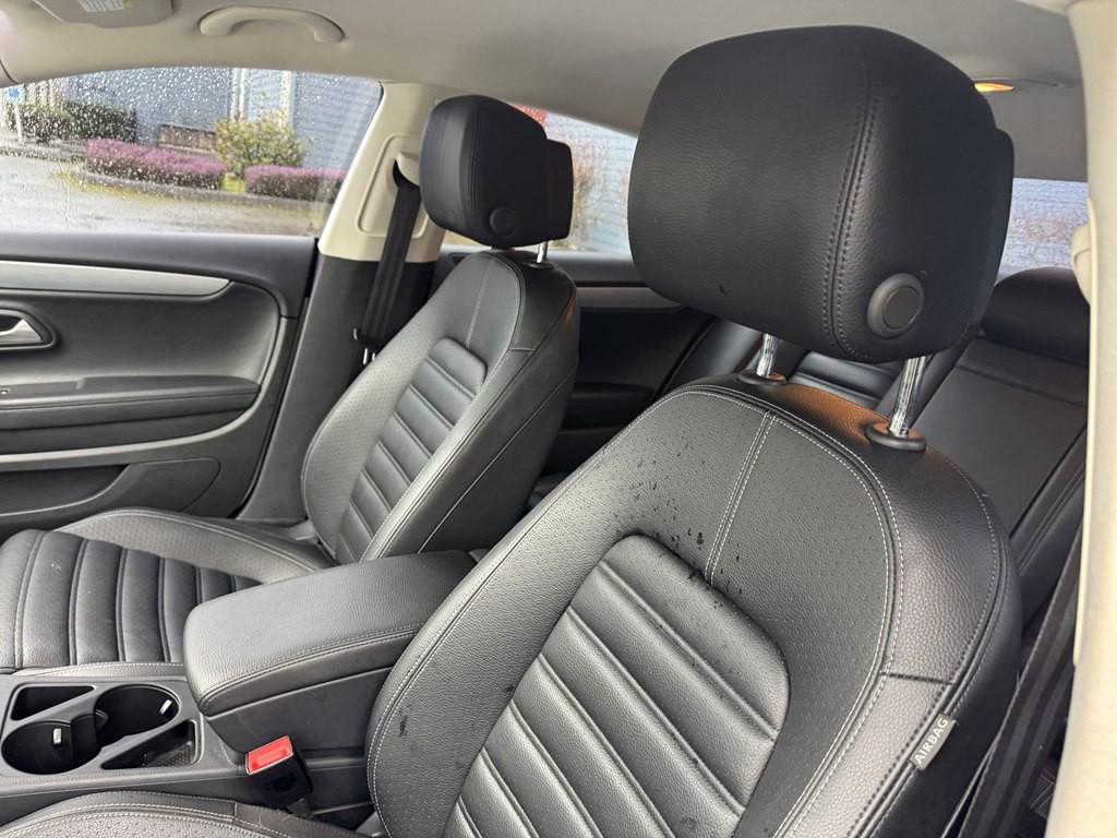 2015 Volkswagen CC Image 17