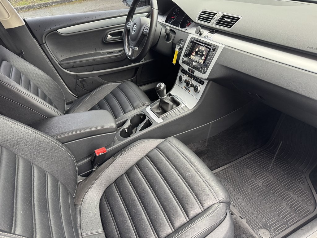 2015 Volkswagen CC Image 18