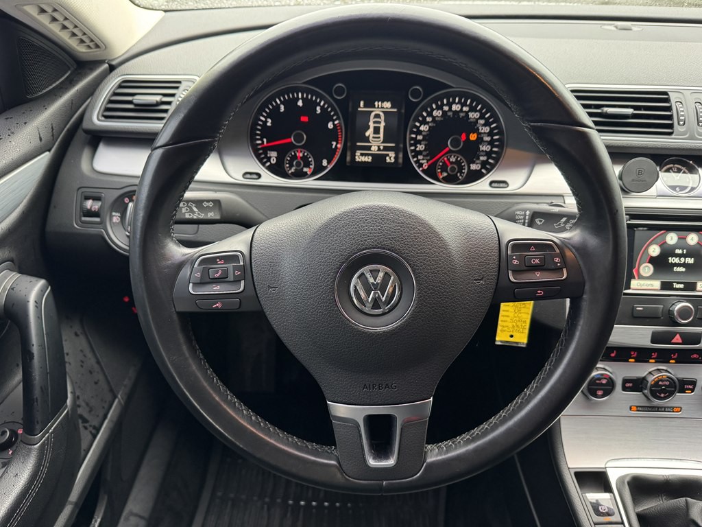 2015 Volkswagen CC Image 24