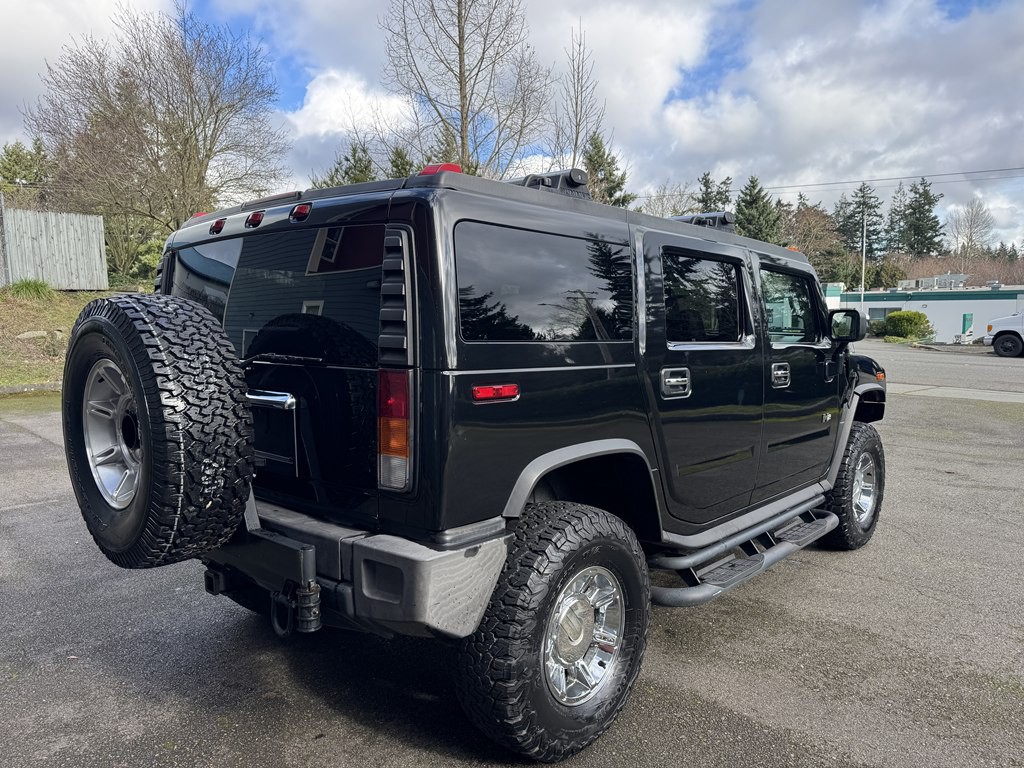 2004 HUMMER H2 Image 3