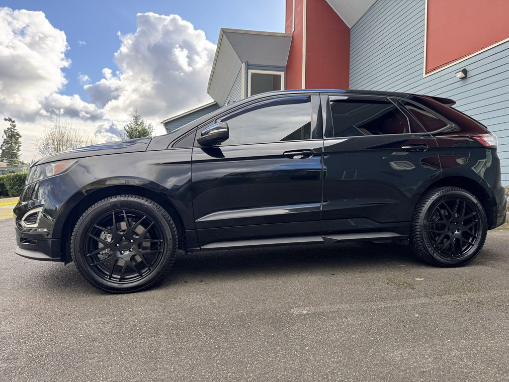 2016 Ford Edge Image 10