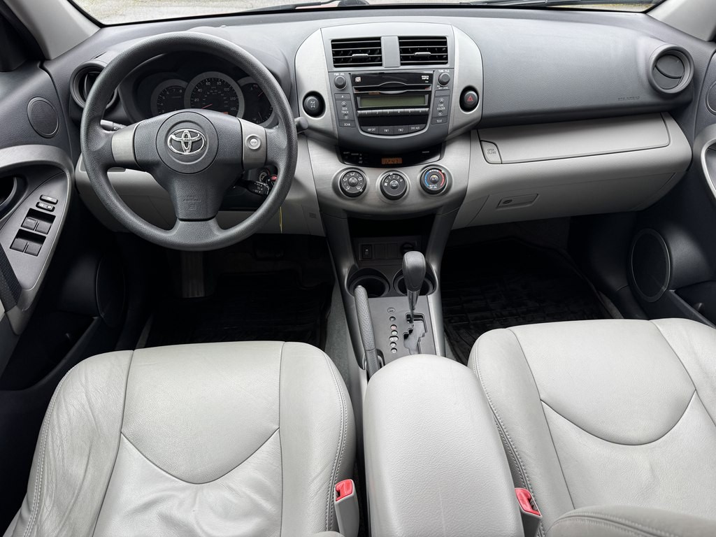 2011 Toyota Rav4 Image 14