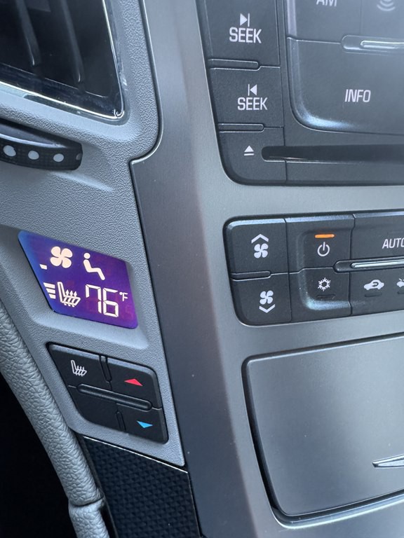 2009 Cadillac CTS Image 2