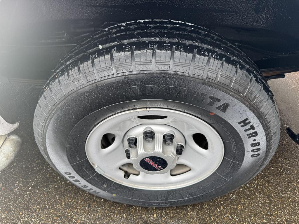 2014 GMC Savana Image 22