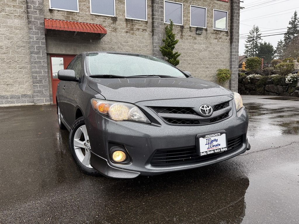 2011 Toyota Corolla Image 1