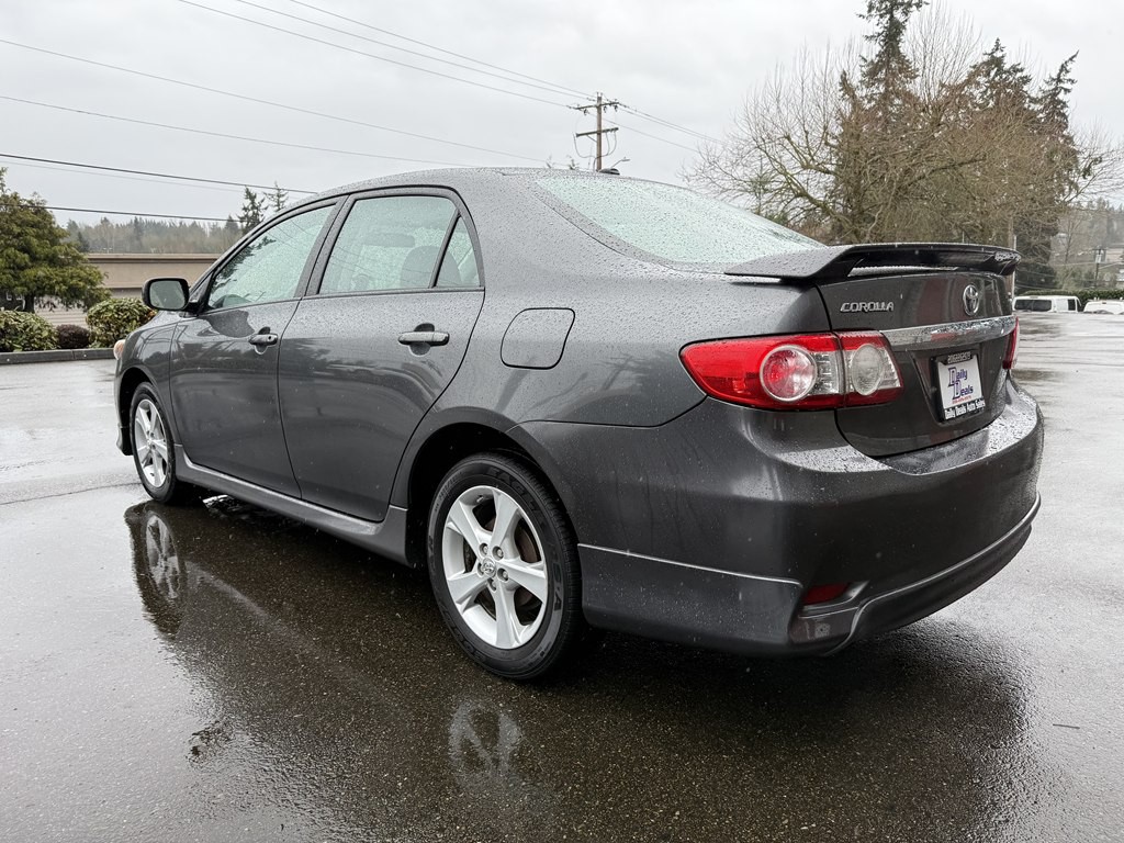 2011 Toyota Corolla Image 6