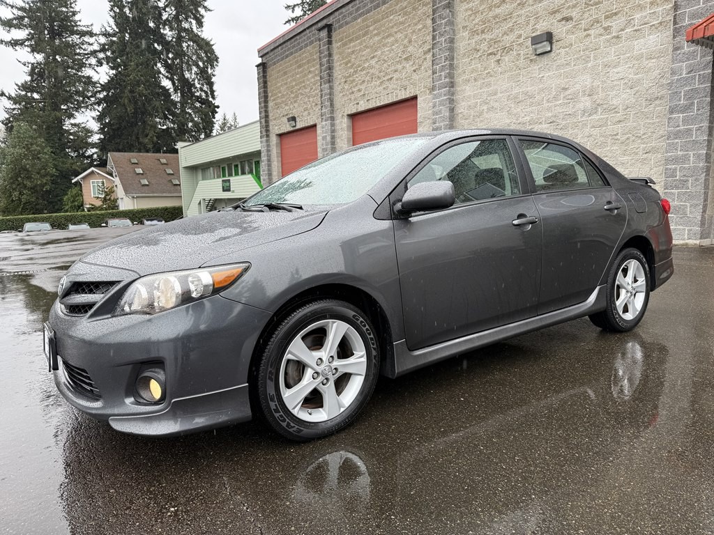 2011 Toyota Corolla Image 4