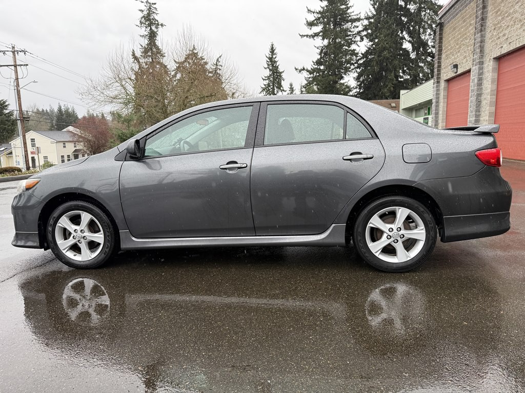 2011 Toyota Corolla Image 5