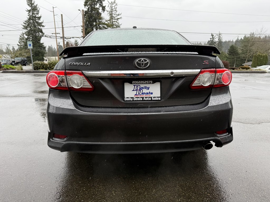 2011 Toyota Corolla Image 8