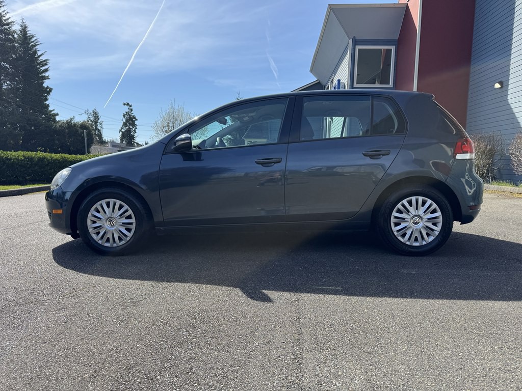 2012 Volkswagen Golf Image 5