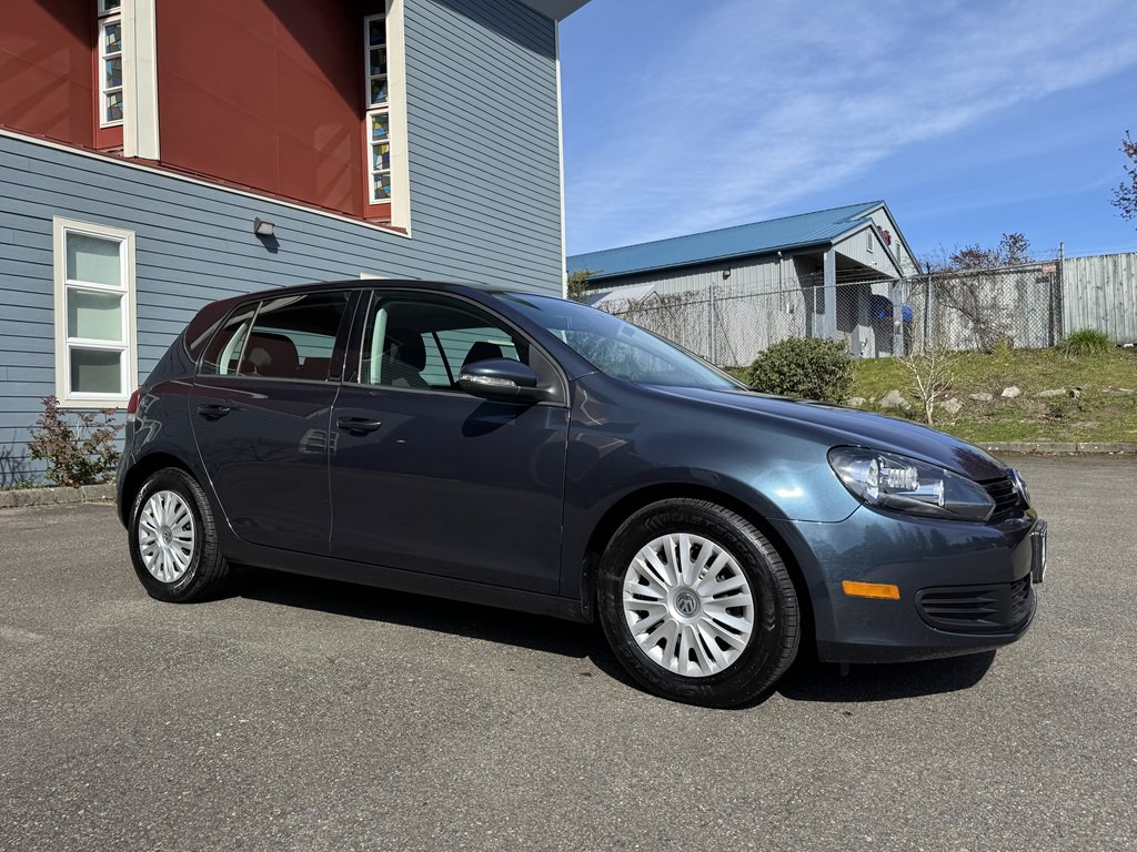 2012 Volkswagen Golf Image 6