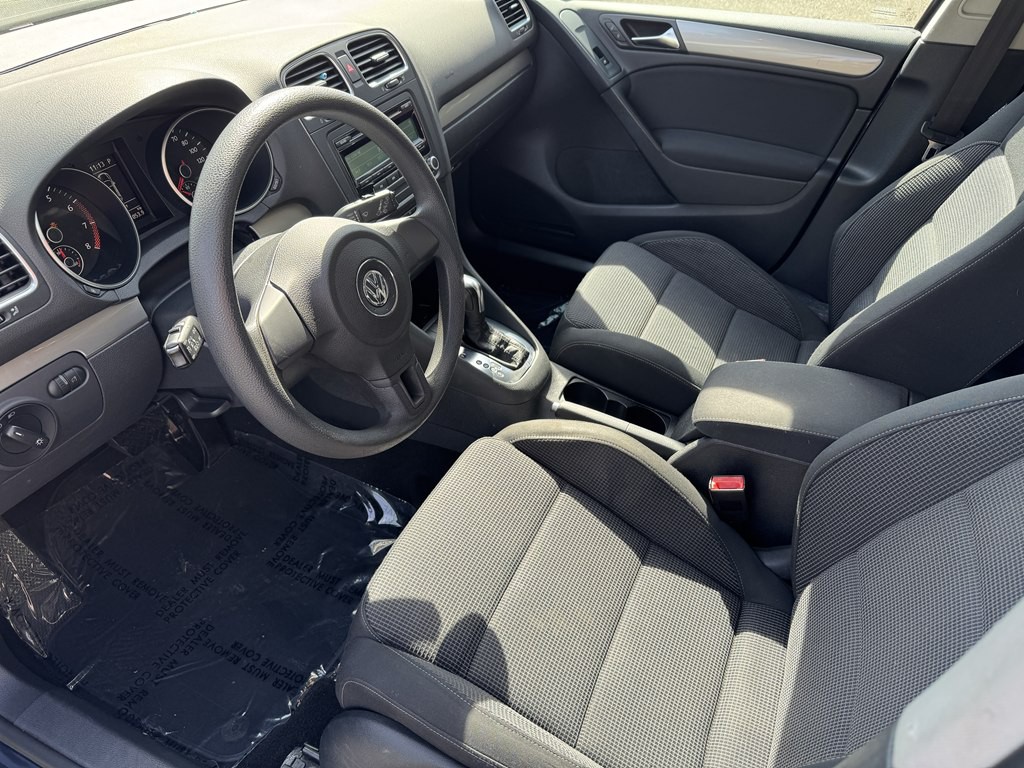 2012 Volkswagen Golf Image 13