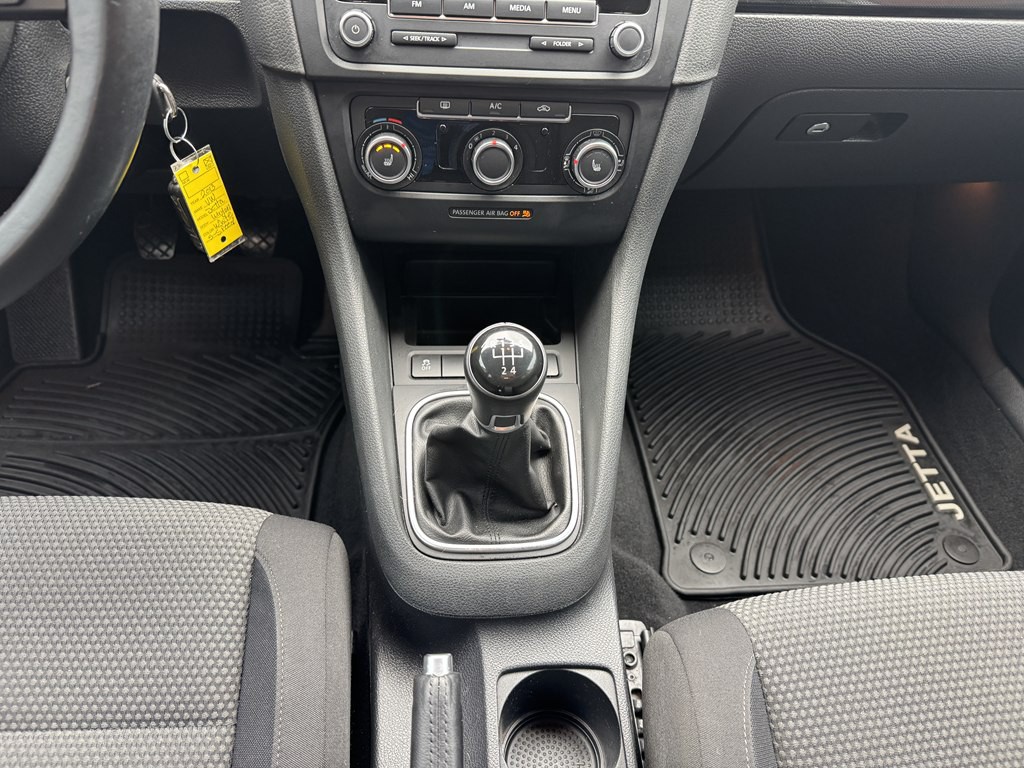 2013 Volkswagen Jetta Image 20