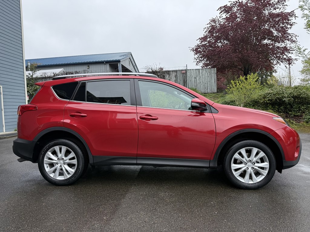 2015 Toyota Rav4 Image 2