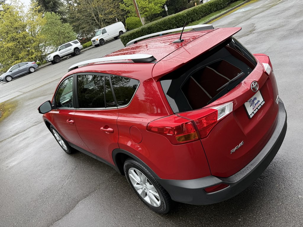 2015 Toyota Rav4 Image 10