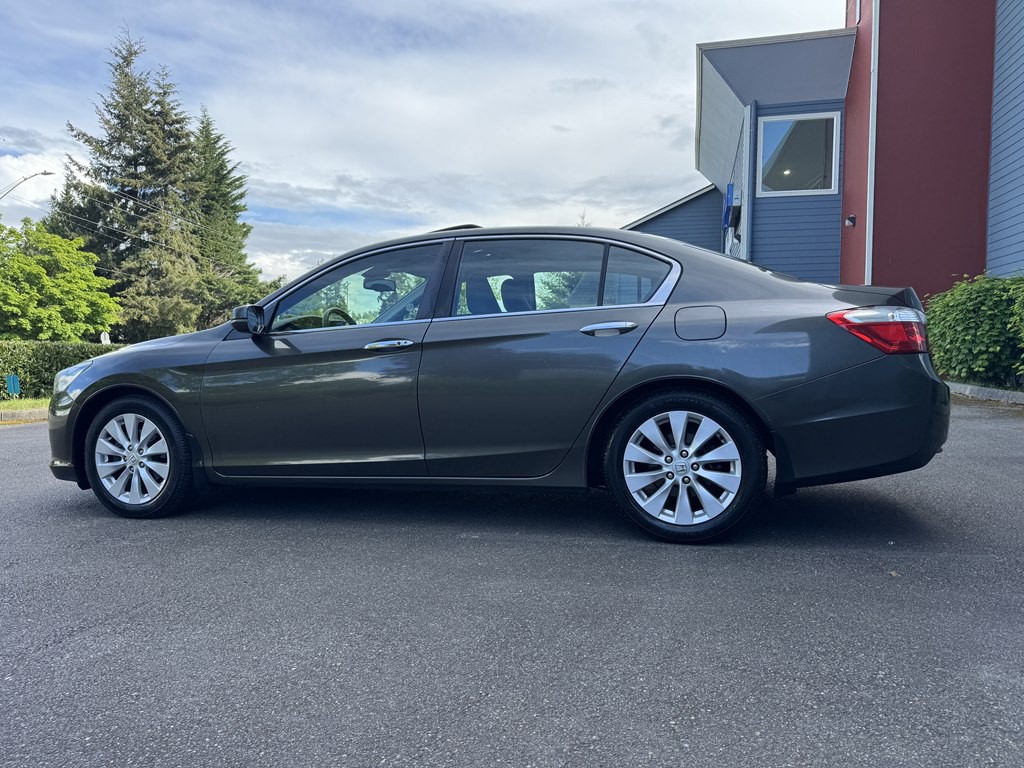 2015 Honda Accord Image 2