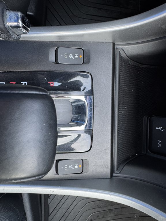 2015 Honda Accord Image 25