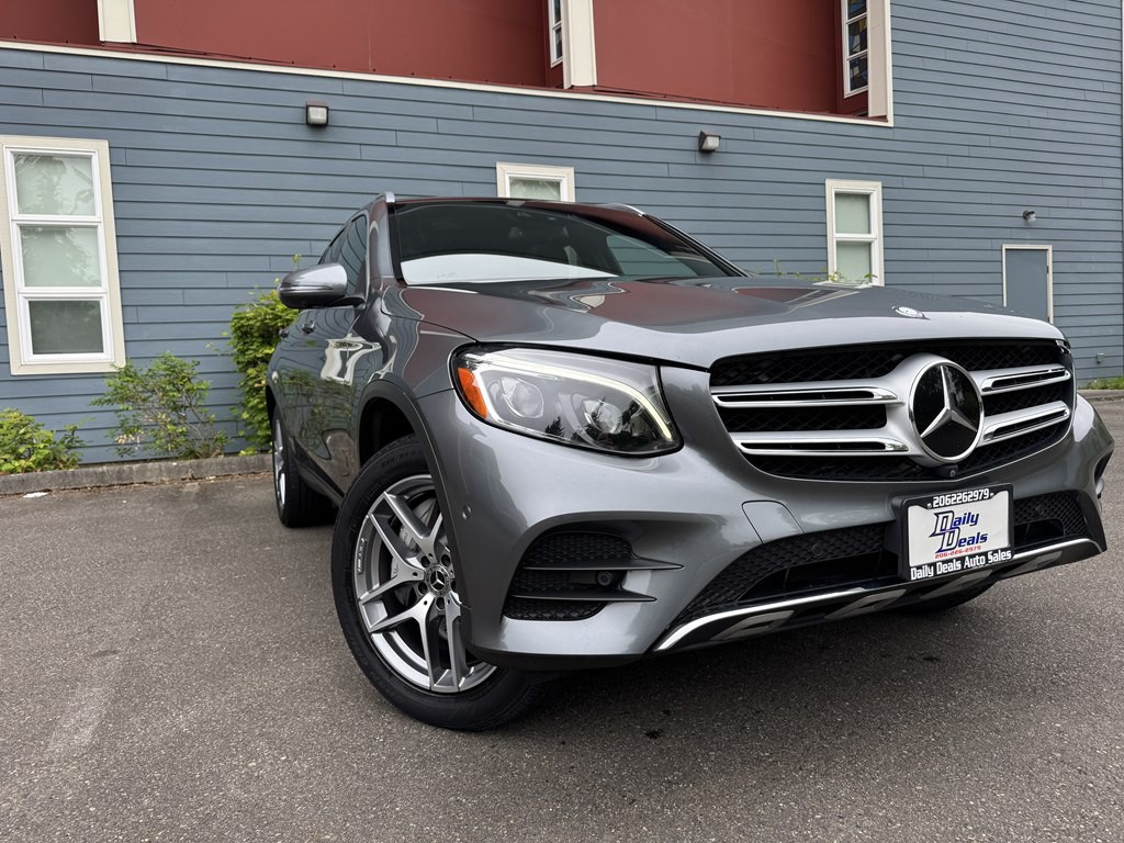 2017 Mercedes-Benz GLC-Class Image 1
