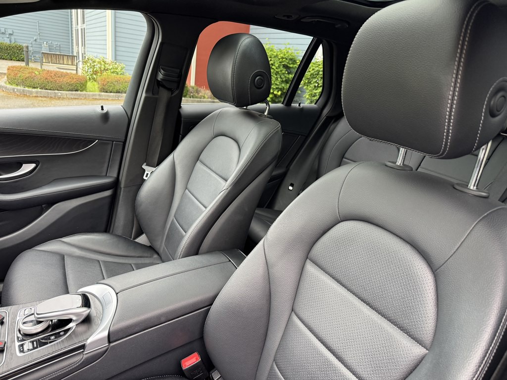 2017 Mercedes-Benz GLC-Class Image 17