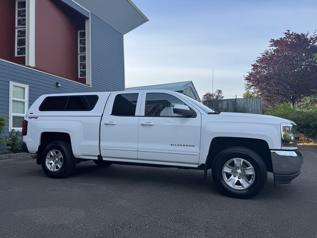 2016 Chevrolet Silverado 1500 Image 2