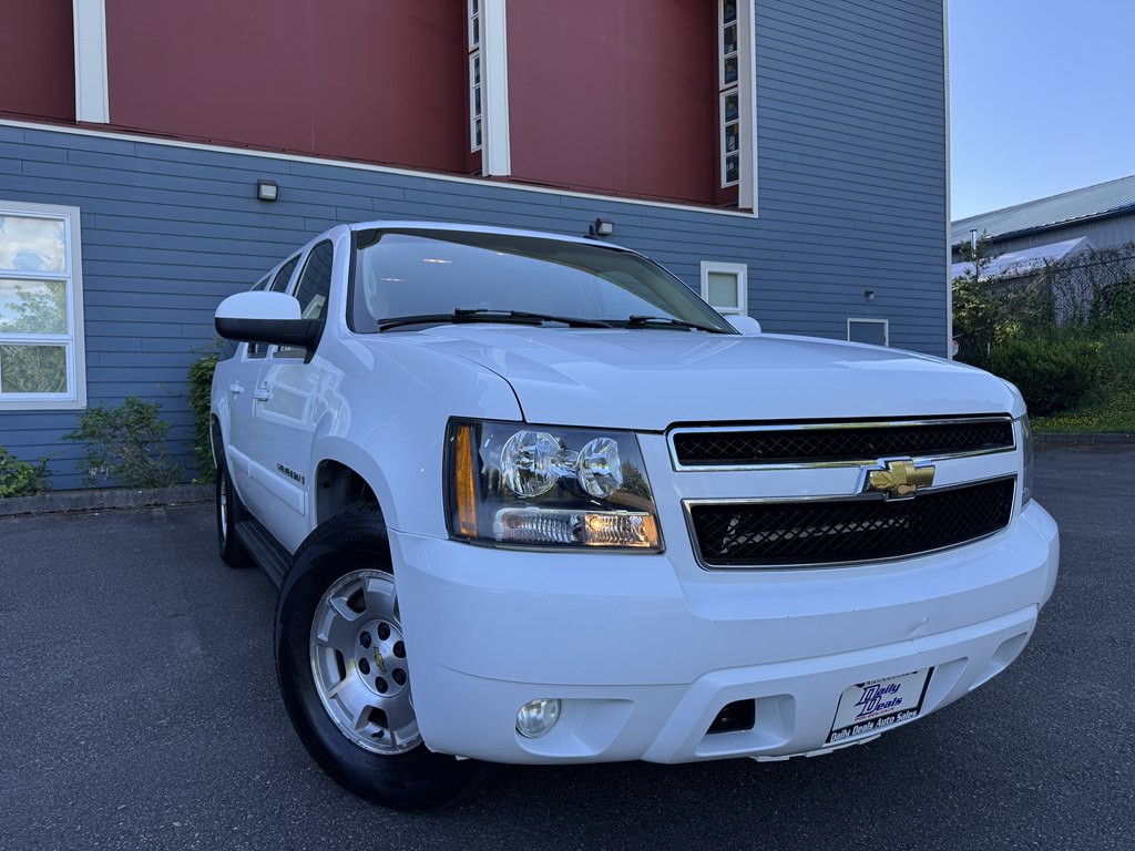 2007 Chevrolet Suburban Image 1