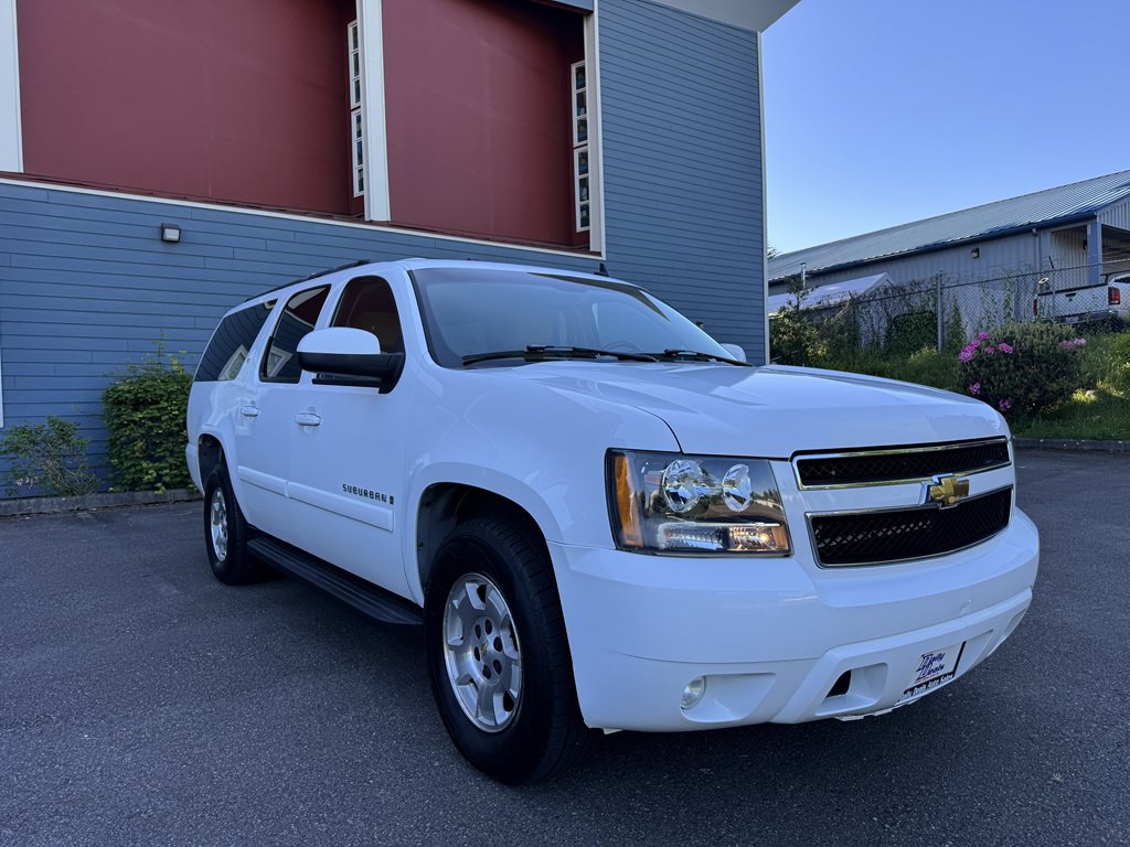 2007 Chevrolet Suburban Image 8