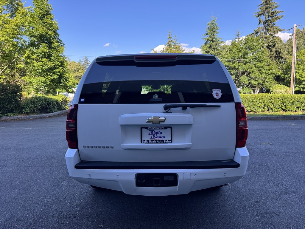 2007 Chevrolet Suburban Image 10
