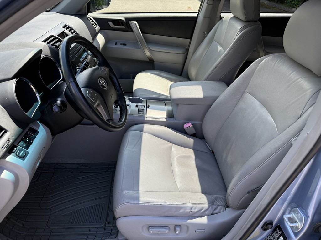 2008 Toyota Highlander Image 13