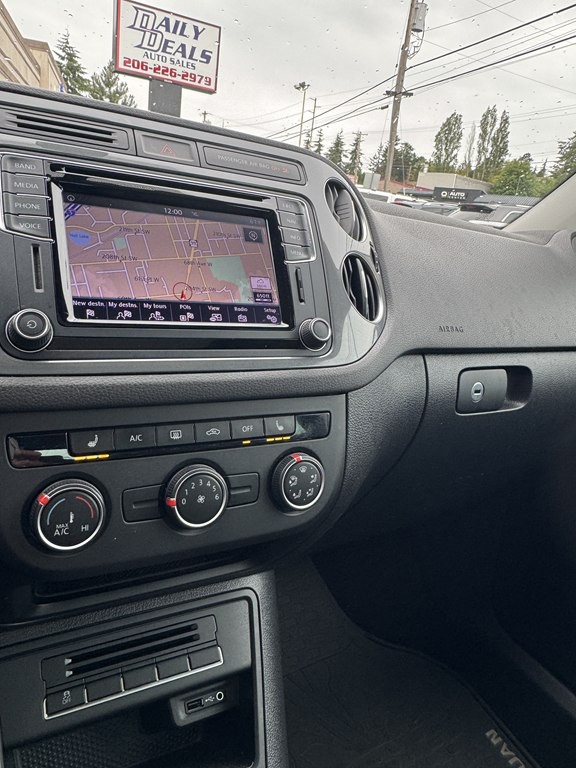 2016 Volkswagen Tiguan Image 23