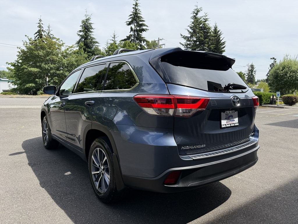 2018 Toyota Highlander Image 7