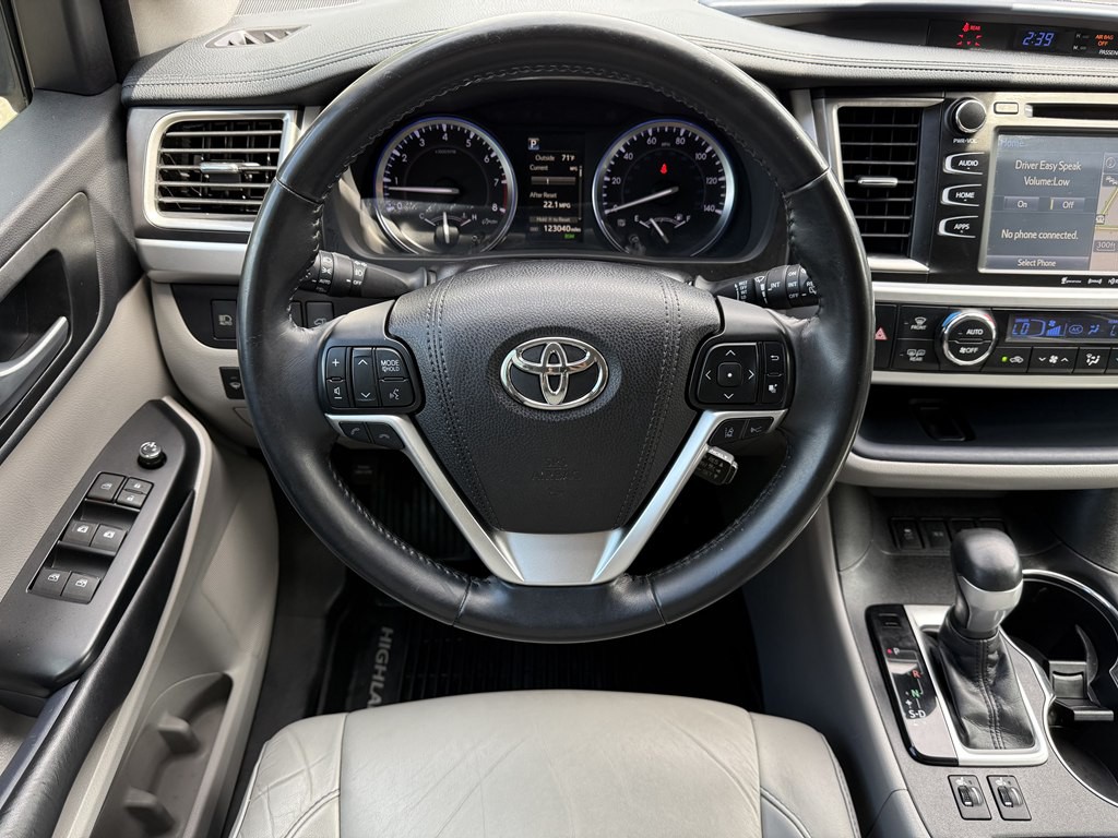 2018 Toyota Highlander Image 13