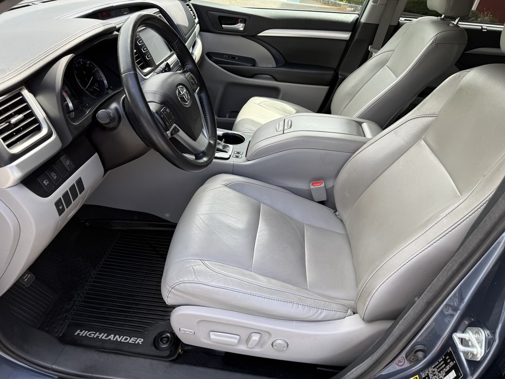 2018 Toyota Highlander Image 14