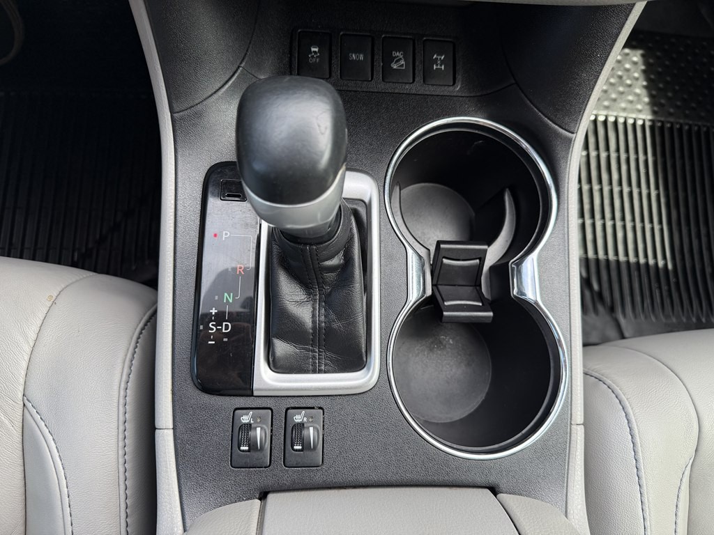 2018 Toyota Highlander Image 23