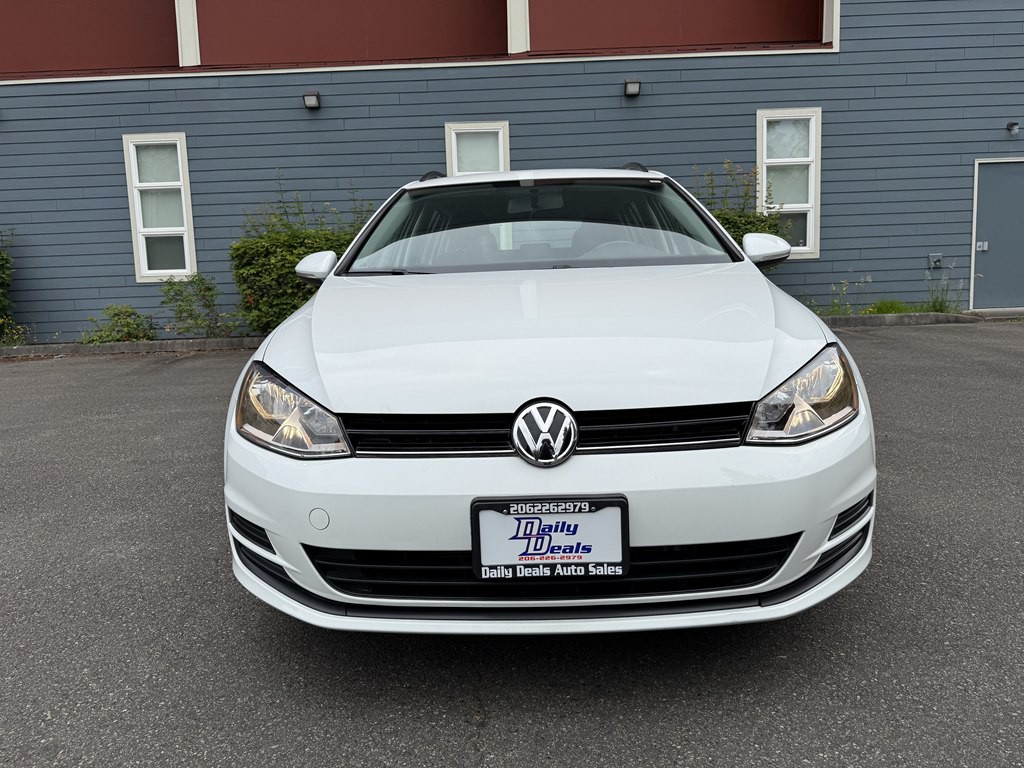 2017 Volkswagen Golf Image 12