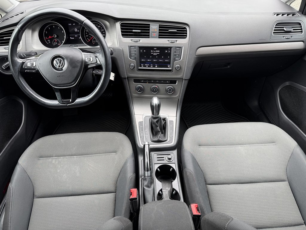 2017 Volkswagen Golf Image 14