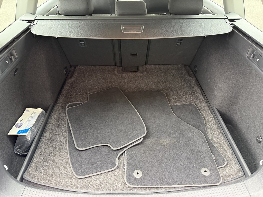 2017 Volkswagen Golf Image 22