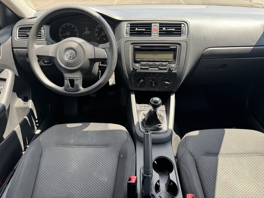 2011 Volkswagen Jetta Image 13