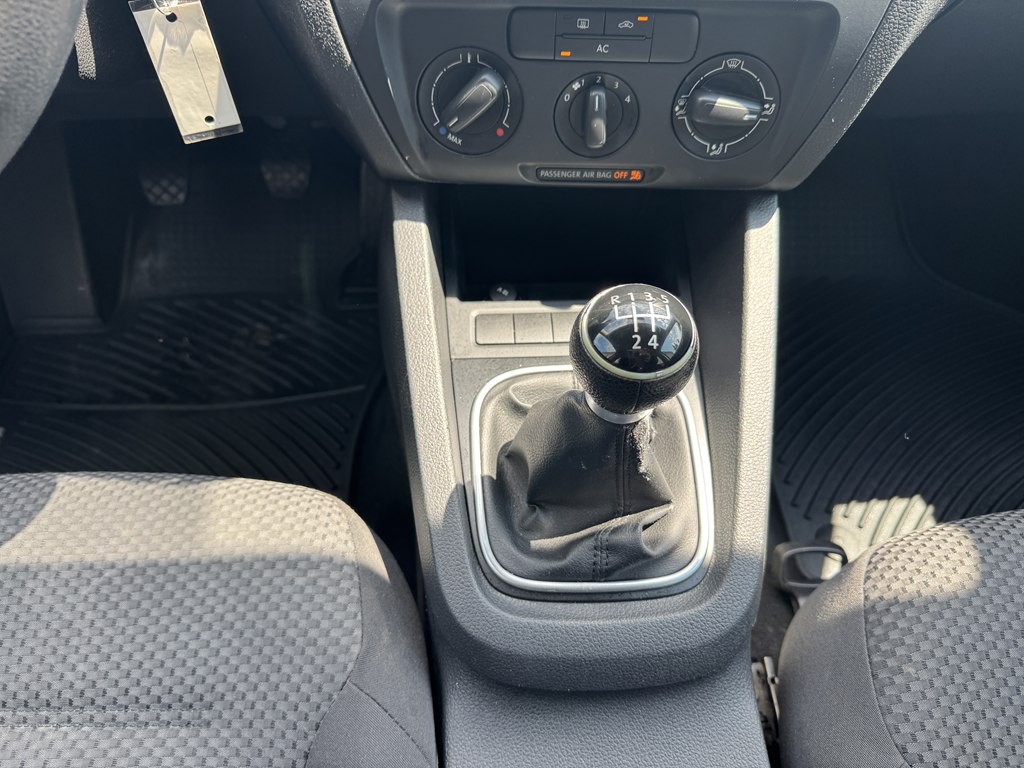 2011 Volkswagen Jetta Image 14
