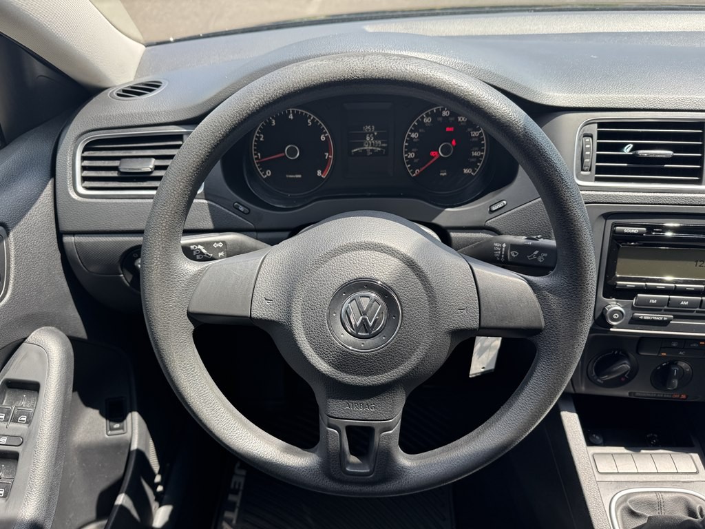 2011 Volkswagen Jetta Image 15