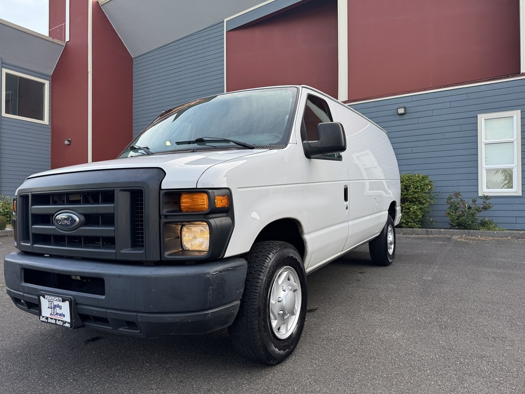 2013 Ford Econoline Image 4