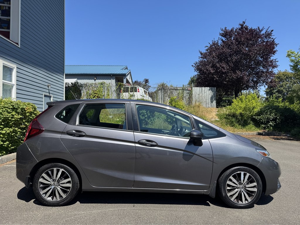 2015 Honda Fit Image 2