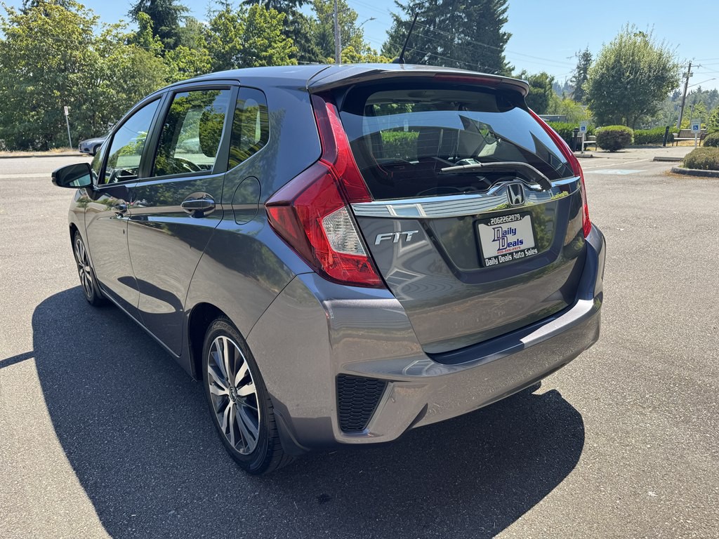 2015 Honda Fit Image 6